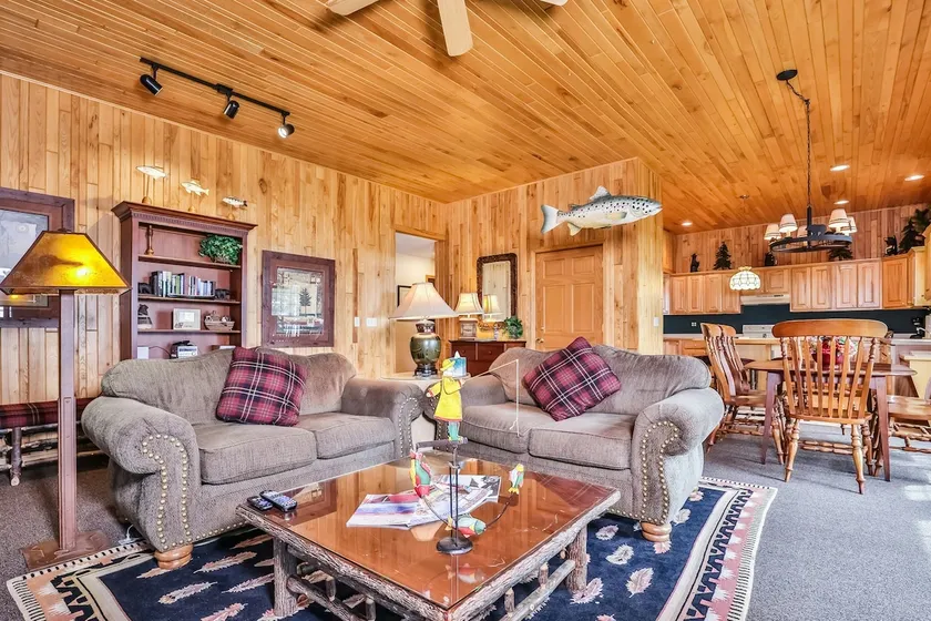 Dog-Friendly Lake Villa with Marina & Water Views - Image 1