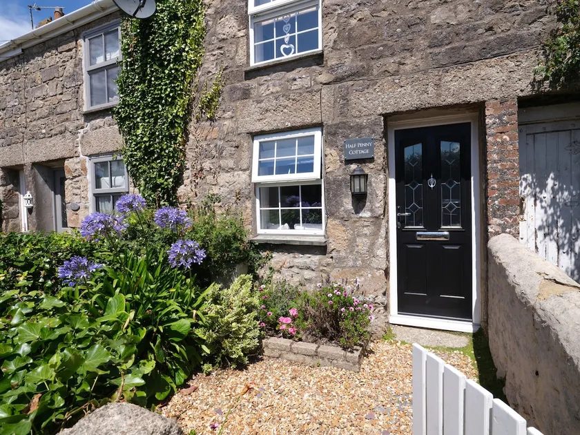 Halfpenny Cottage - Image 1