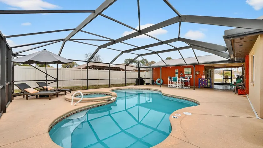 Bayberry Breeze - 3B/2B Pet Friendly Private Pool - Image 1