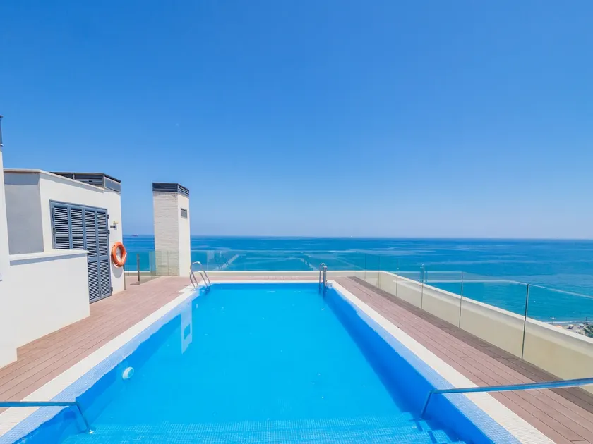Cubo's Sea View Pacifico Street & Free Parking / wifi gratuit / climatisation - Image 1