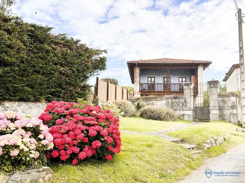 La Campera Vacation Home in Vidiago - Image 1