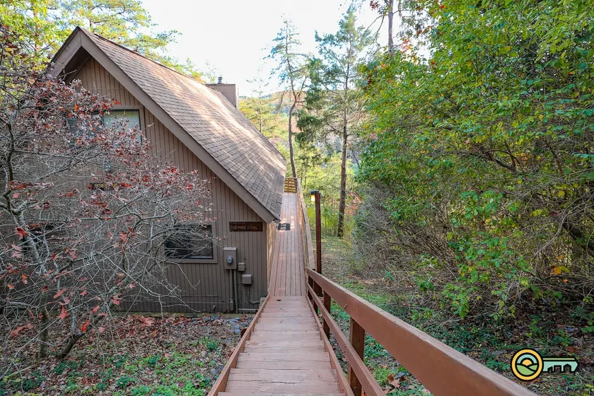 Mountainside Chalet (#162) - Great view of golf course and valley | Quiet location! - Image 1