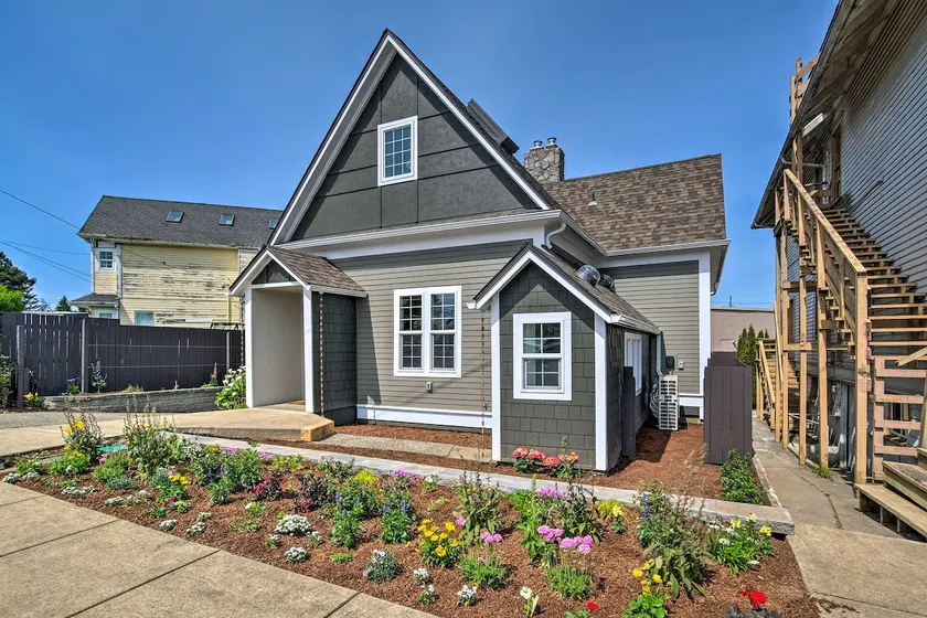Renovated North Bend Cottage: Near Eateries! - Image 1