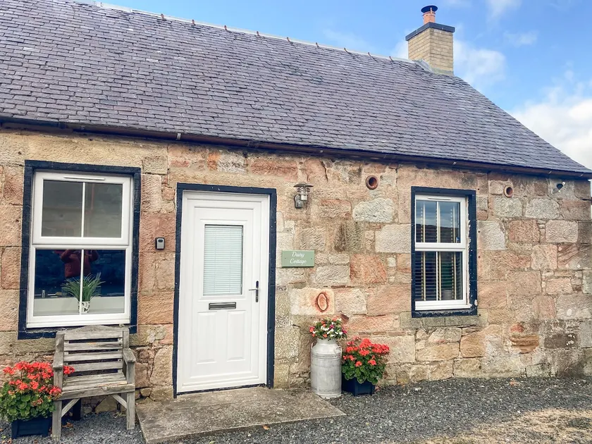 Dairy Cottage - Uk39522 - Image 1