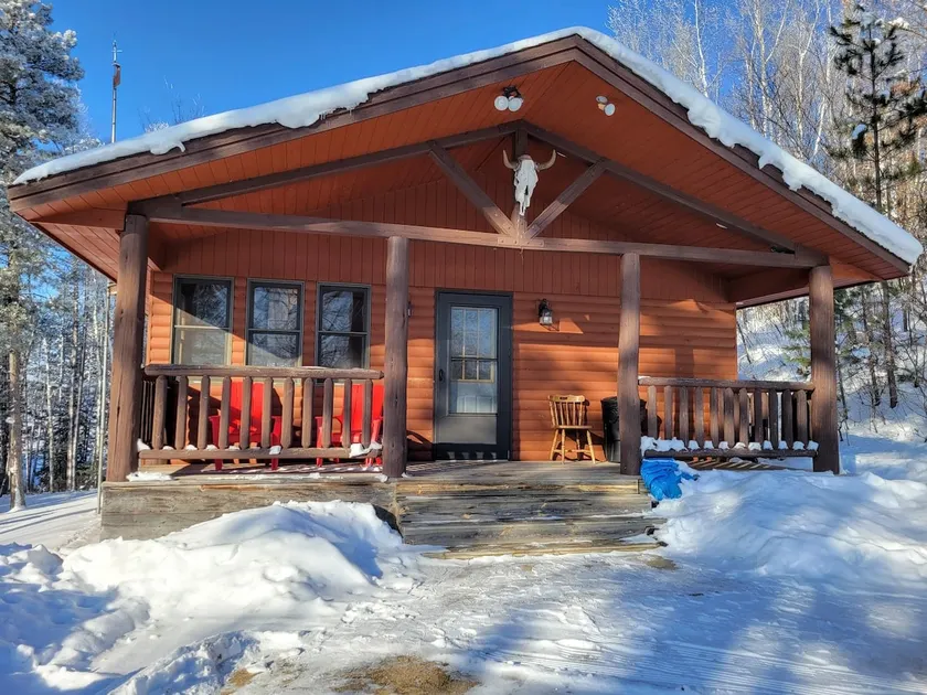 Little East Lake Escape - Cabin - Image 1