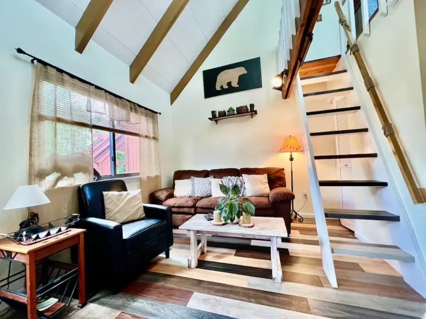 PC 25: Davis Condo, Quaint & efficient! A/C - Image 1