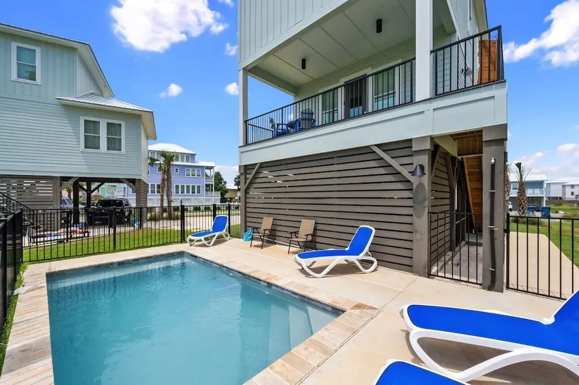 Private Pool | Pet-Friendly | Beach Access - Image 1