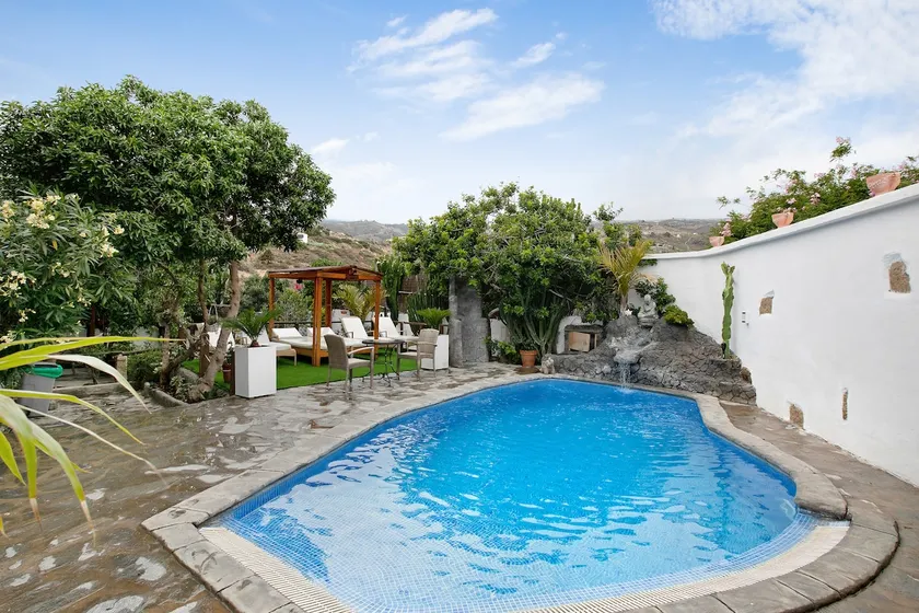 Casa vacacional \"Casa Candelaria\" con vistas al Teide, piscina privada y Wi-Fi - Image 1