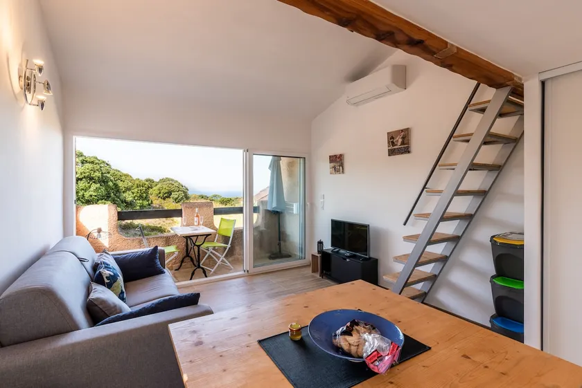 Ambroggio - Grand studio avec mezzanine - Vue Mer - Image 1