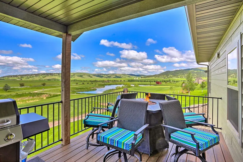 Luxe Spearfish Hideaway: Golf, Hike, Explore! - Image 1