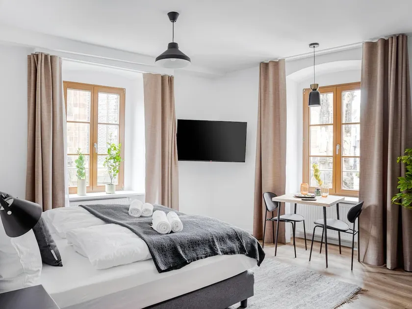 limehome Zwickau main market | Suite M - Image 1