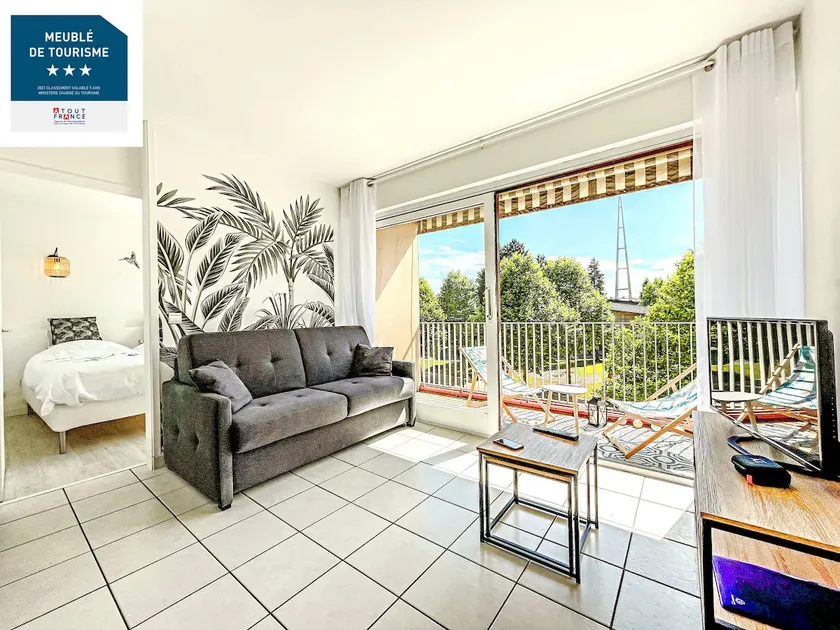 Annecy 1 bedroom Apt With Balcony - Image 1
