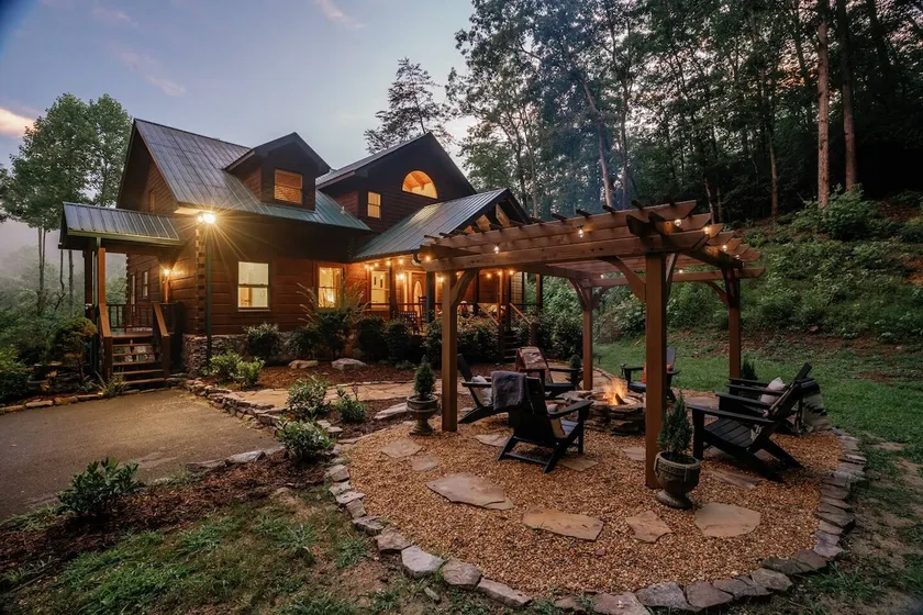Pet-Friendly Blue Ridge Cabin on 9 Acres! Views, Theater, Game Room, Trails! - Image 1