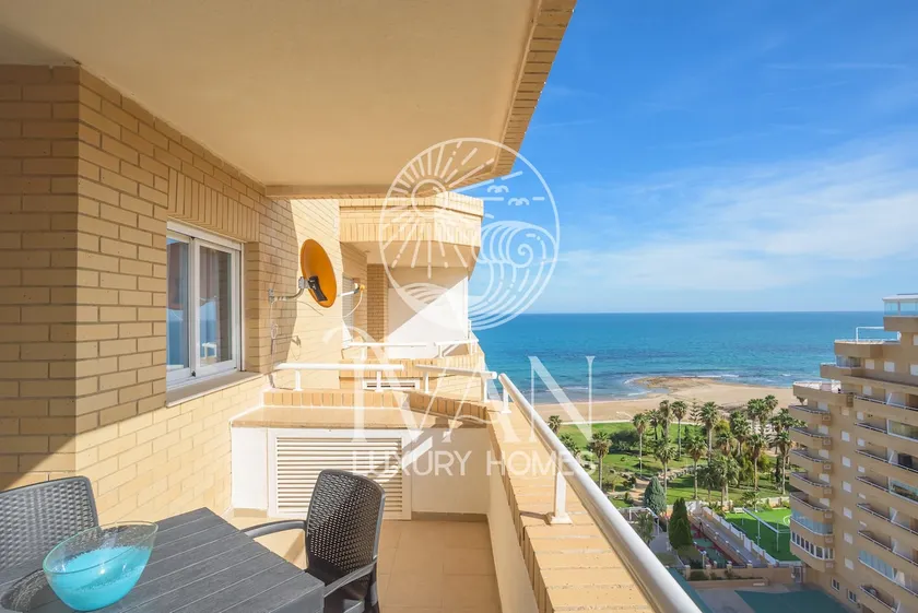 Ivan Luxury Homes 7, Casa rafael - Image 1