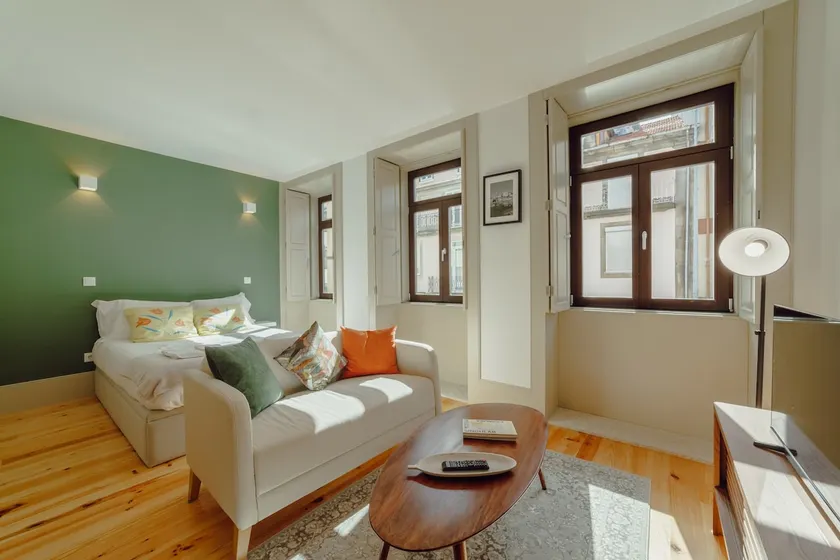 LEGACY OPORTO DESIGN APARTMENT D by VACATIONY - Image 1