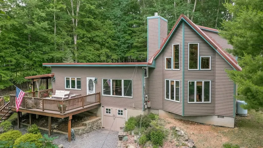 Rustic Retreat - Image 1