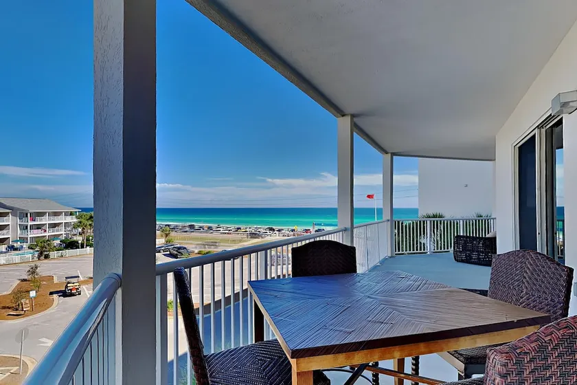 Crystal View #303 - Beach Access, Resort Pool - Image 1