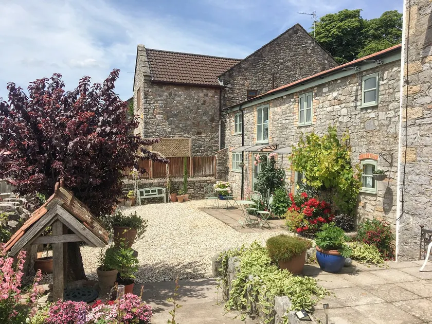 Orchard View-UK34417 - Image 1