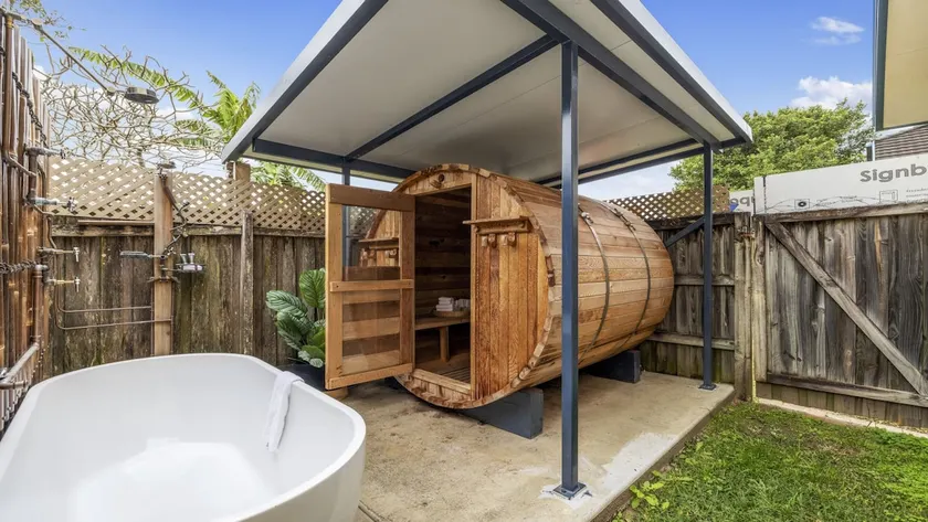 Chillax, Walk to Beach, Outdoor Bath, Sauna, Pet-Friendly - Image 1