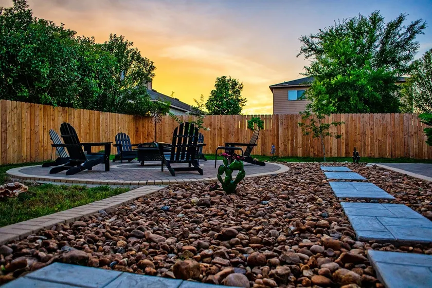 NE SA Retreat | Fire Pit • Patio • Family Fun - Image 1
