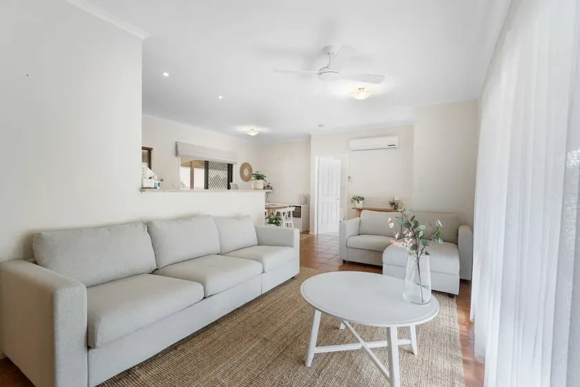 Home on Haynes- BYO LINEN - 1km from Goolwa Beach-Whale Watch - Image 1