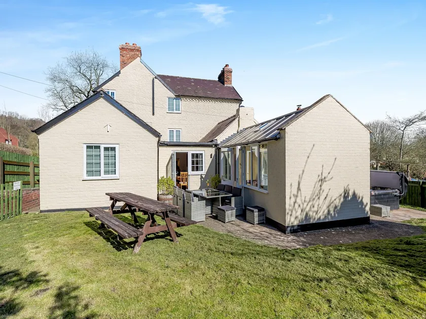The Cottage-Uk37339 - Image 1