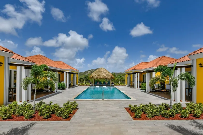Picaron Villas in Santa Cruz - Image 1