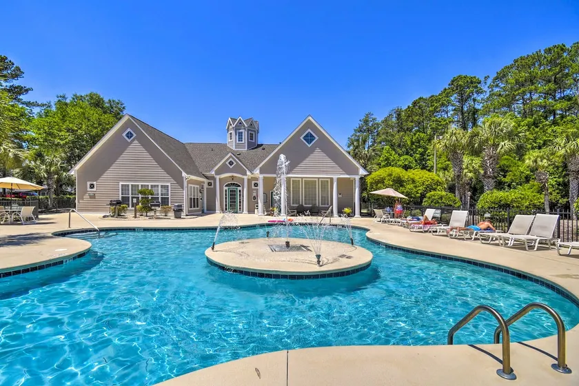 < 2 Mi to Beach: Savannah Shores Resort Condo! - Image 1