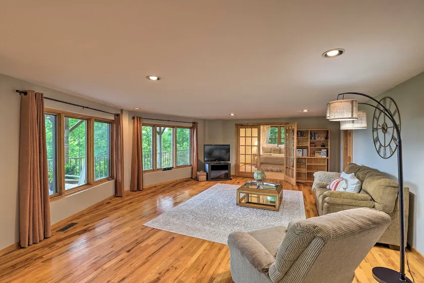 Black Mountain Gem w/ Inviting Deck & Scenic Views - Image 1