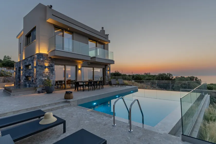 Villa Onyx - With Private Heated Pool - Image 1