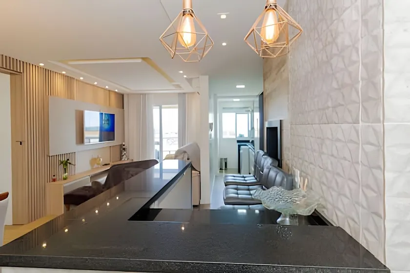 Spacious & Cozy Apartment - 3 Bedrooms - 99923546 - Image 1