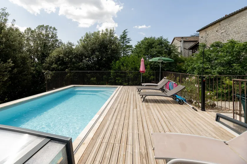 Ferienhaus-Villa-Eigenes Badezimmer-Blick auf die Landschaft - Image 1