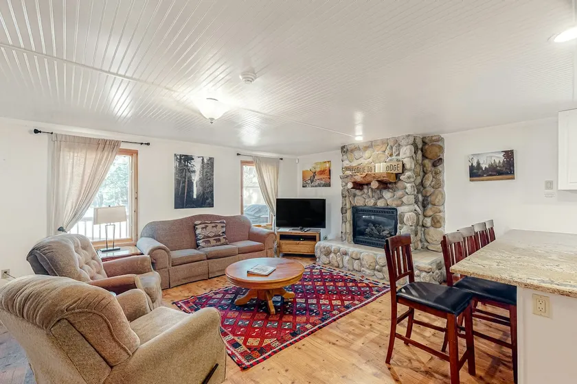 1BR | Fireplace | W/D - Image 1