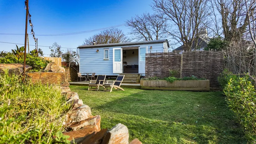 Shepherd’s Hut with Hot Tub - Lighthouse Beach - Image 1