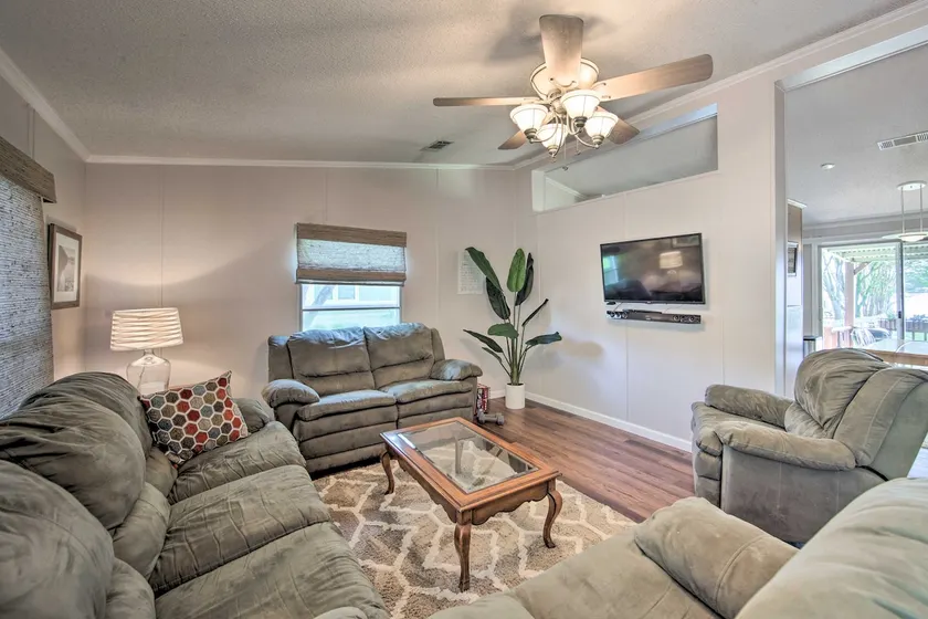 Lakefront Mabank Gem w/ Sunset Views: Pets Welcome - Image 1