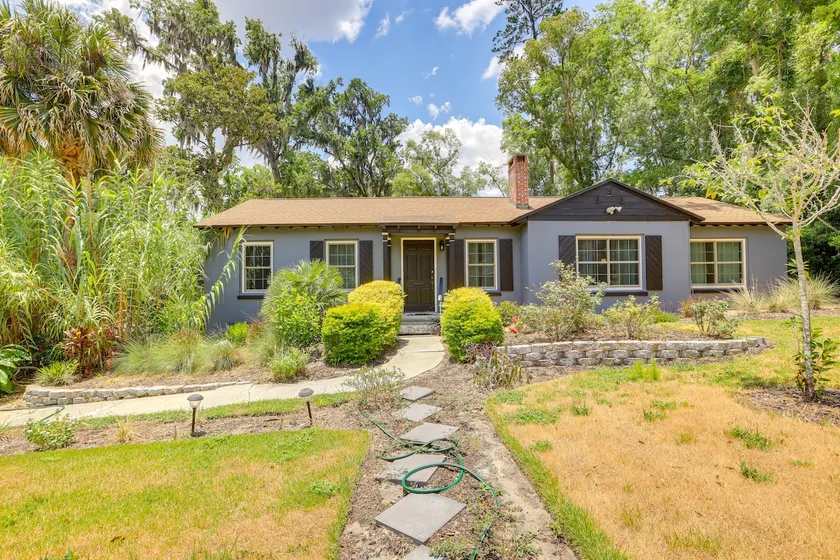 Cozy Gainesville Home ~ 1 Mi to University! - Image 1