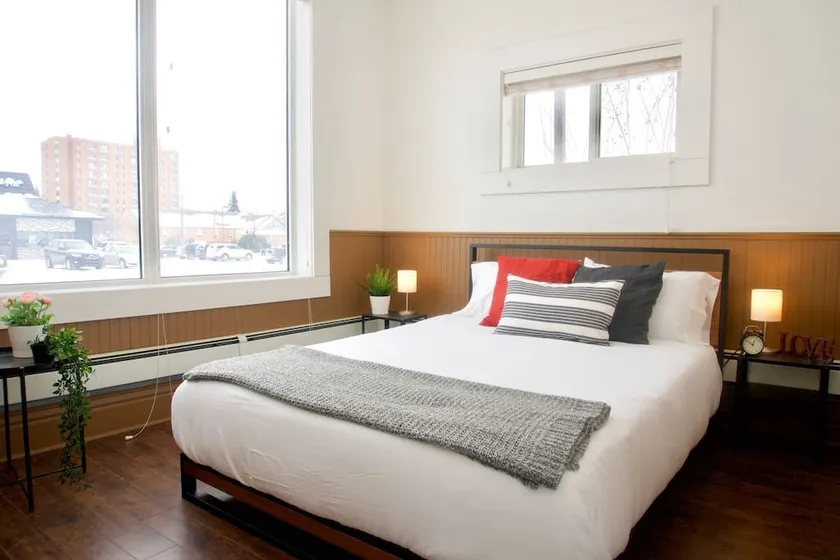 2 Bedroom! Best Rental in MJ, Parking, WiFi - Image 1
