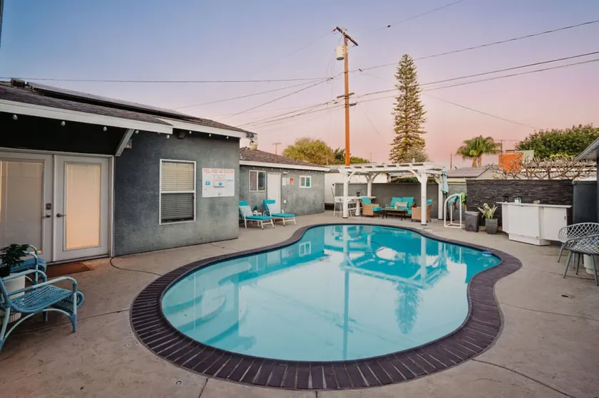 Coastal Lagoon - Pool Heating - Games - Air Hockey - Image 1