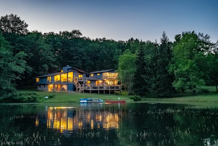 Find Your Peace at Reflections - Private Pond &A/C - Image 1