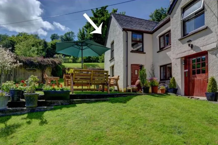 1 Bed House - Garden, Parking, Pets Allowed - Image 1