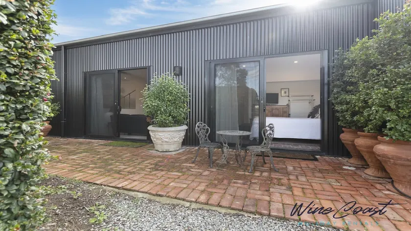 The Cubby House by Wine Coast Holiday Rentals - Image 1