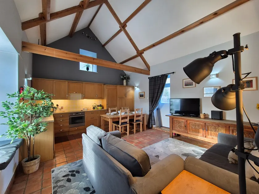 Luddie's Country Cottages - Poppy Cottage - Image 1