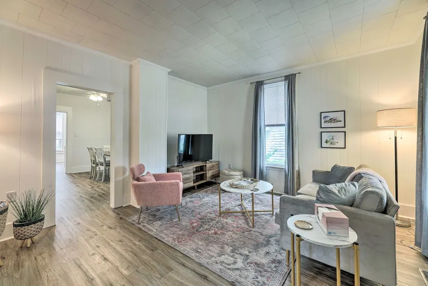 Pet-Friendly Greenville Home w/ Private Yard - Image 1