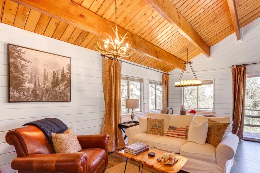‘Snow Valley Hideaway’ Arrowbear Lake Retreat - Image 1