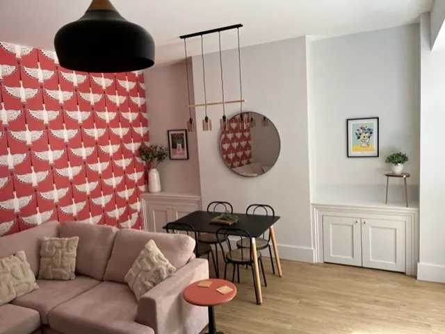 Redwing- free parking- Grade II listed- ground floor two bedrooms apartment - Image 1