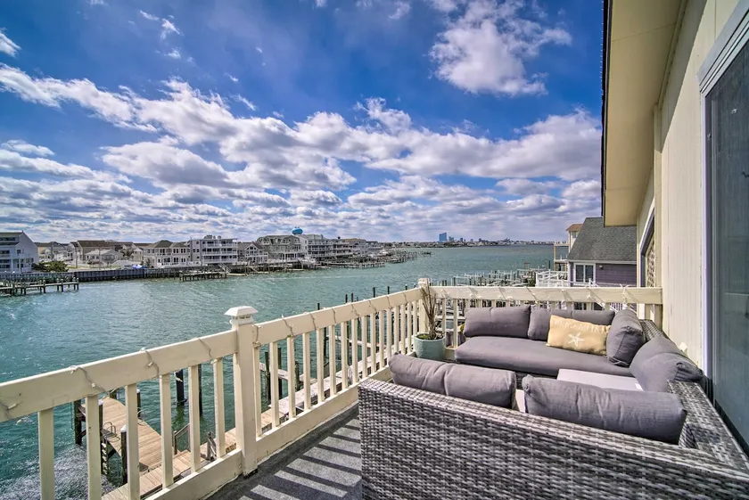 Condo w/ Bay Views ~ 5 Mi to Atlantic City! - Image 1