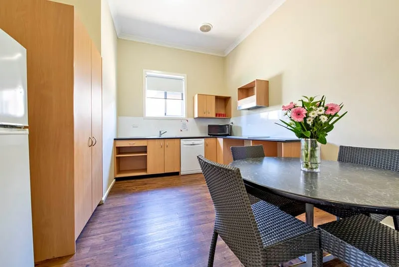 Spacious 4-Bedroom house within motel grounds - Image 1