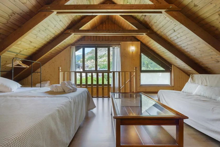 Escarrilla Pyrenees Accommodation - Image 1