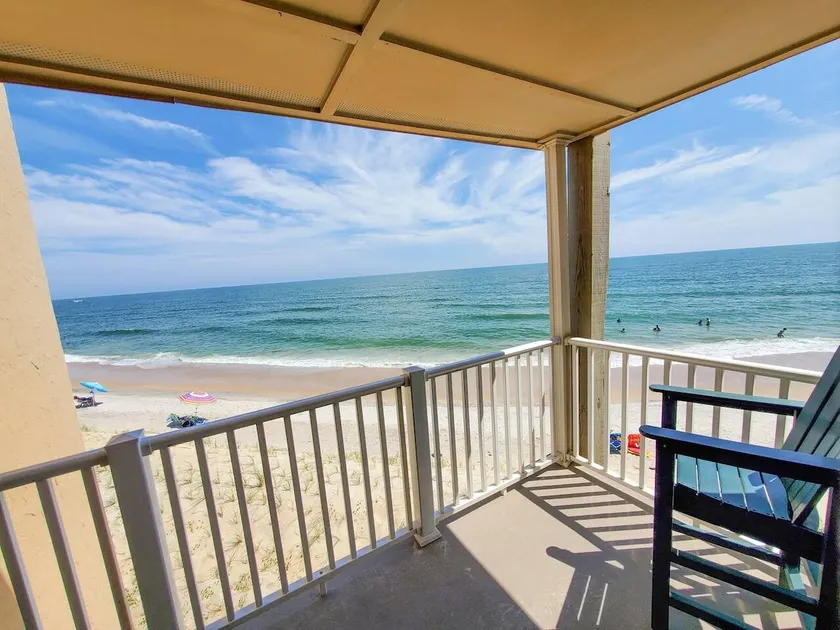 Beachfront, Updated, Topsail Dunes Shining Sea - Image 1