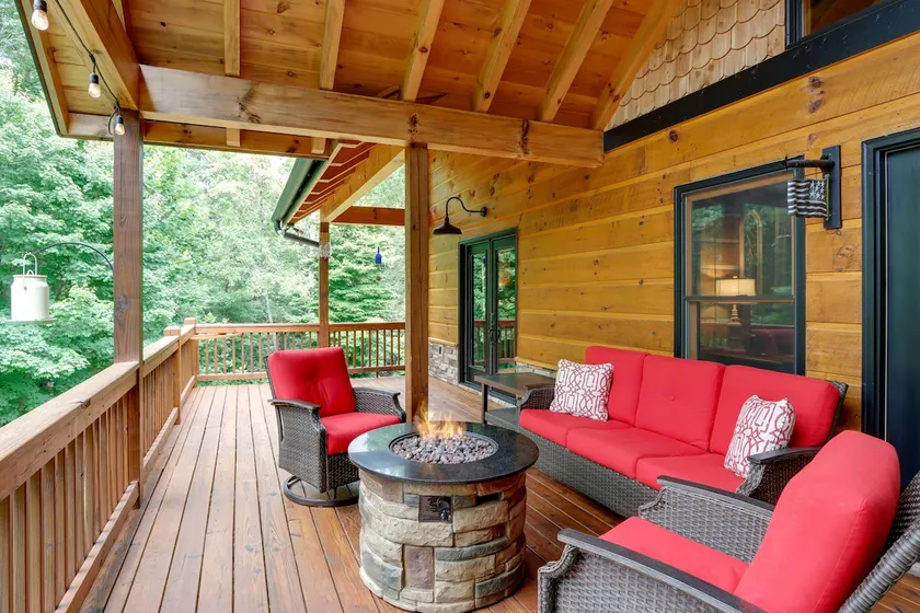 Spacious Blue Ridge Cabin w/ Private Hot Tub! - Image 1